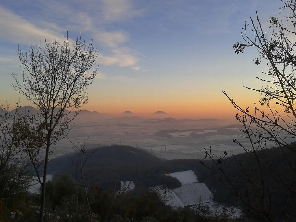 **  La Casetta Del Tiglio Bed & Breakfast Arcugnano Italy